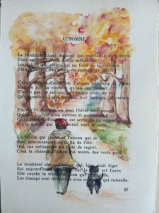 Promenade en forêt d'un femme et son chien