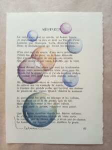 Bulles géantes multicolores s'envolent avec légèreté